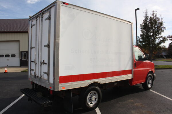 IMG 0614 600x400 - 2009 Chevrolet 3500 Reefer Truck