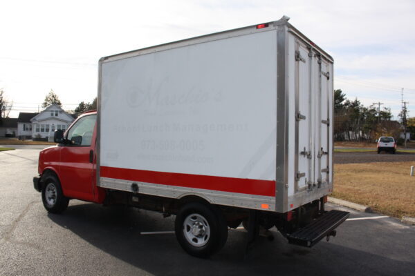 IMG 0616 600x400 - 2009 Chevrolet 3500 Reefer Truck